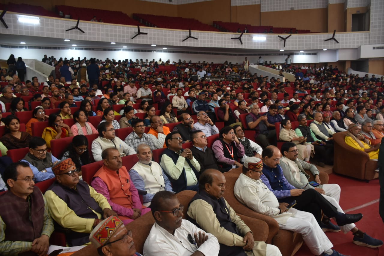 WhatsApp Image 2025-11-28 at 11.43.34 (1)