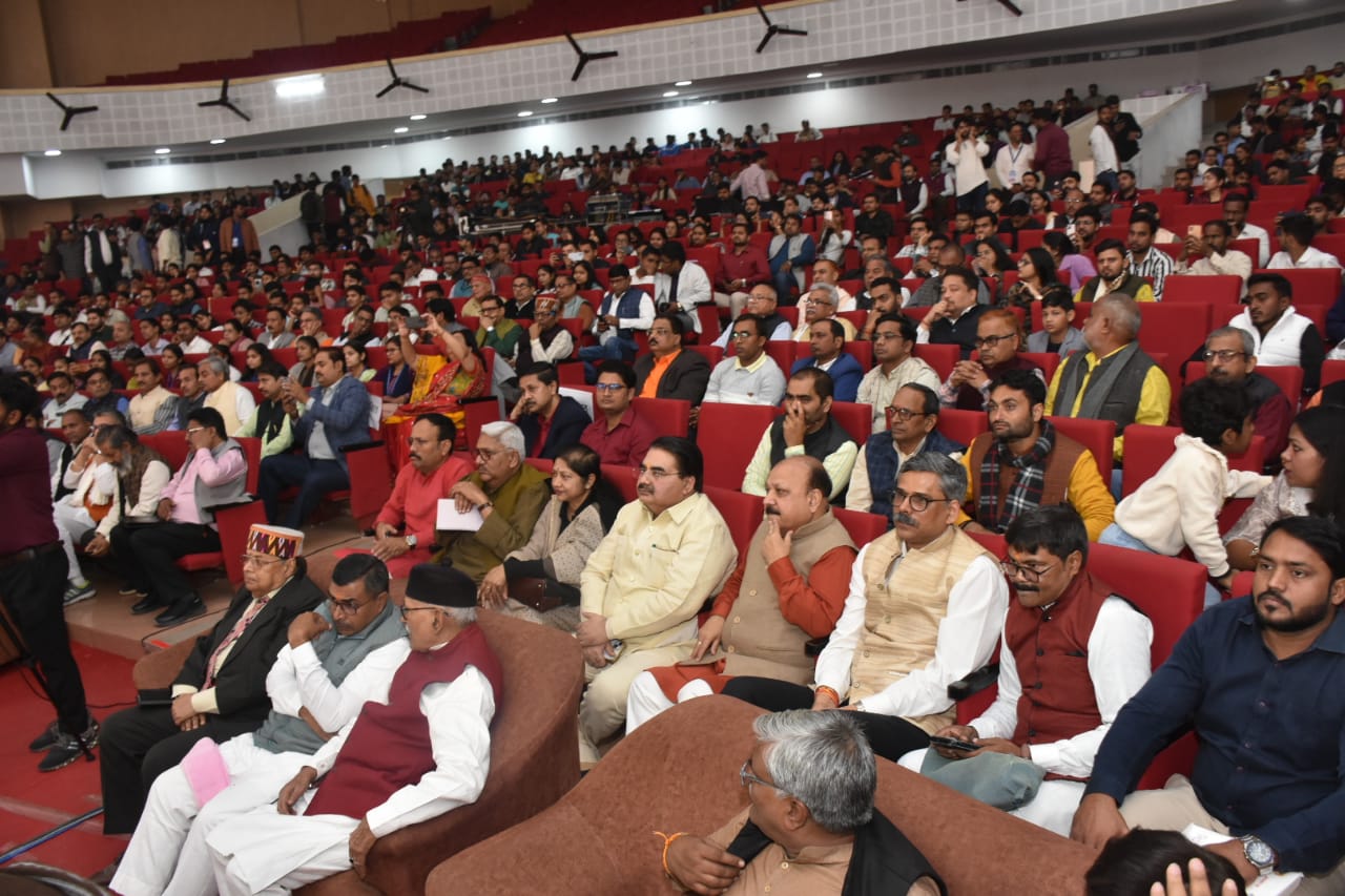 WhatsApp Image 2025-11-28 at 11.43.36